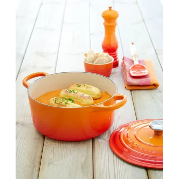 Cocotte En Fonte Ronde 20 Cm Volcanique Le Creuset Signature soldes en ligne 7