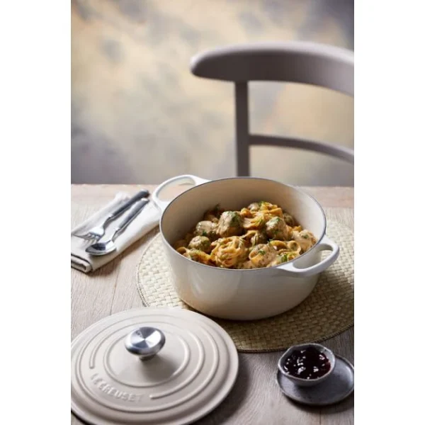 mode Cocotte En Fonte Ronde 24 Cm Meringue Signature Le Creuset 6