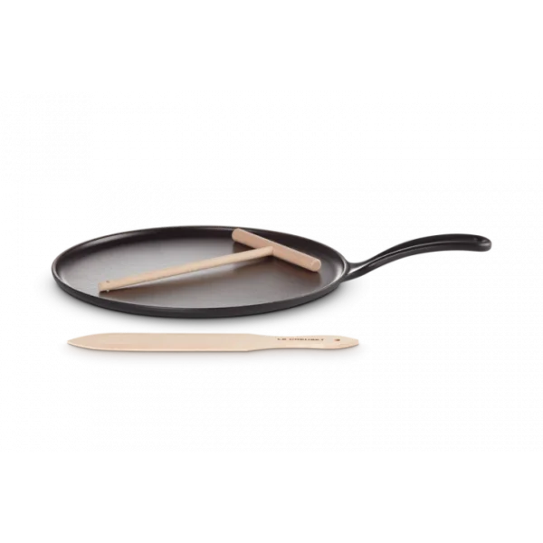 Crêpière En Fonte 27 Cm Noir Mat Avec Spatule & Râteau Le Creuset marques pas cher 1